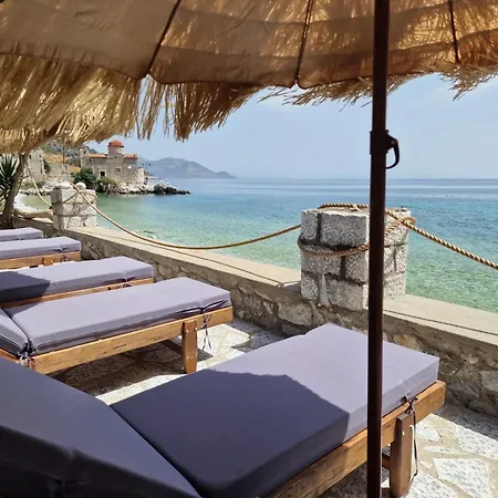 Ktima Zaxarias 3* コッカラ