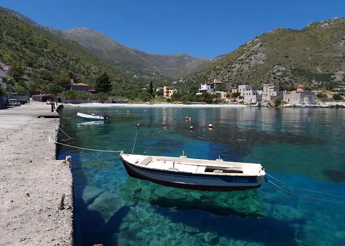 Ktima Zaxarias Гостевой дом Kokkala