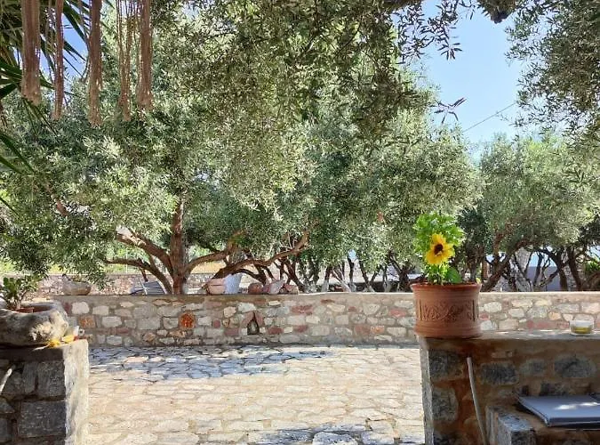 Guest house Ktima Zaxarias