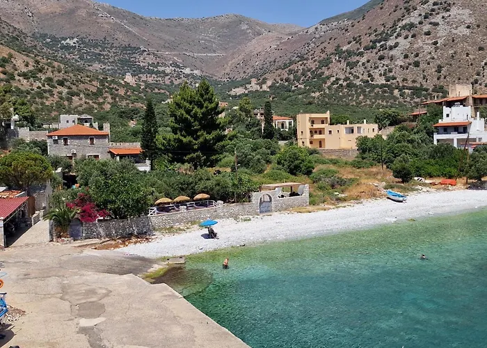 Гостевой дом Ktima Zaxarias 3*