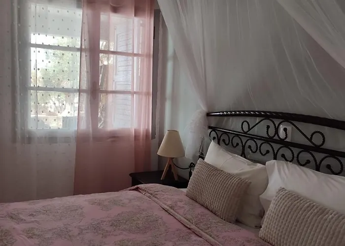 ゲストハウス Ktima Zaxarias